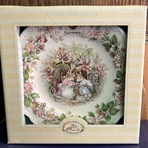 NIB Royal Doulton Brambly Hedge Summer 8 inch china plate by Jill Barklem.